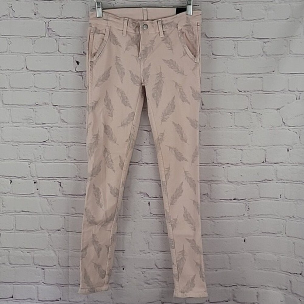 BLEULAB 8 Pocket Pink and Gray Feather Print Reversible Skinny Jeans. Size 27.